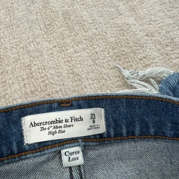 Abercrombie & Fitch Curve Love 4" High Rise Mom Jeans Denim Shorts 29/8 Blue - Picture 2 of 9